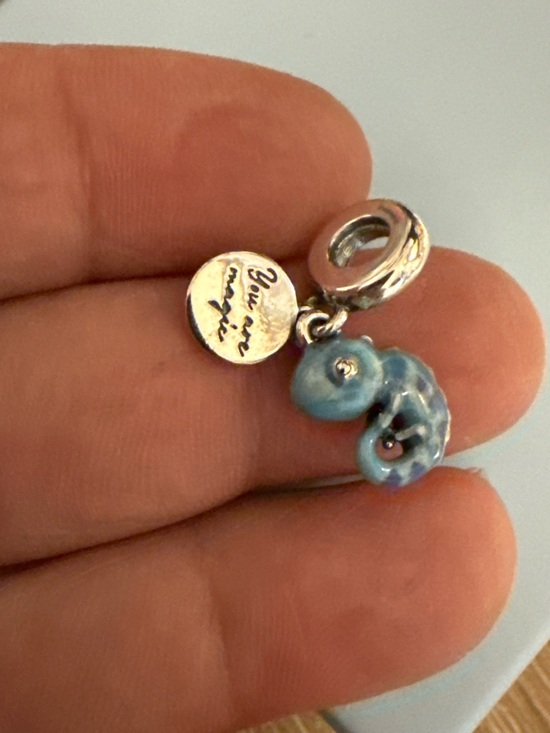 Pandora Blue Seahorse Enamel Dangle Charm - Picture 5 of 7